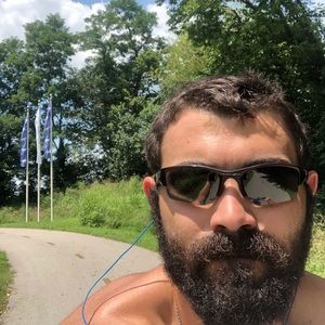 Meet your Posher, Justin